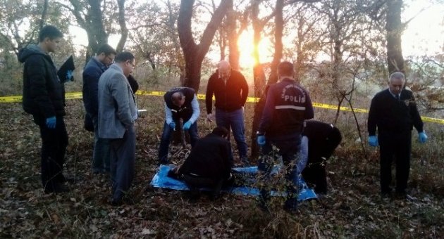 Ormanda Canına Kıydı