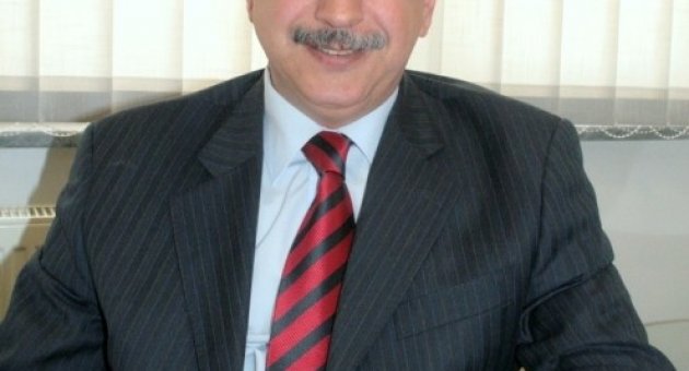 Ormanlardaki Meyve Ağaçları Kesilince Aç Kalan Ayılar Şehre İniyor