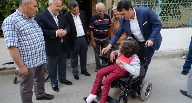 Osmangazi Belediyesi İhtiyaç Sahiplerinin Yüzünü Güldürüyor