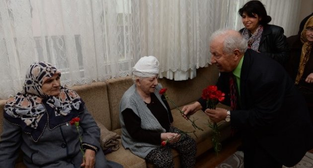 Osmangazi Kent Konseyi Yaşlıları Unutmadı