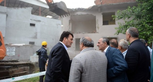 Osmangazi’de Mahalleler Nefes Alıyor
