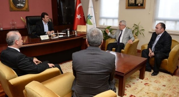 Osmangazi’den Kapalı Pazar Hamlesi