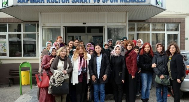 Osmek Kursiyerlerine Sinema Sürprizi