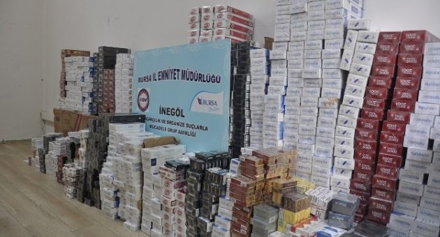 Otomobilin Her Yerinden Kaçak Sigara Çıktı