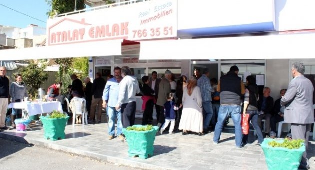 Oylarını Emlakçıda Kullandılar