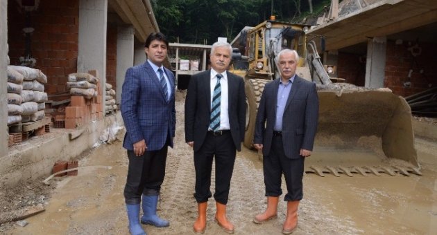 Oylat’taki Selin Yaraları Sarılıyor