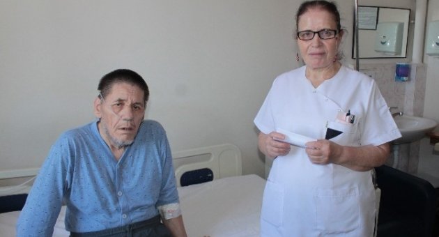 (özel Haber ) 47 Yıldır Hastanede Kalan 20 Başhekim Eskiten Hasta Öldü