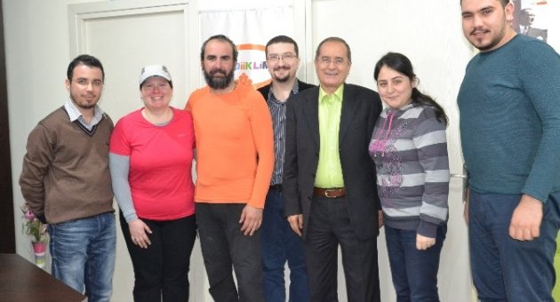 (özel Haber) Bisikletleriyle Dünyayı Geziyorlar