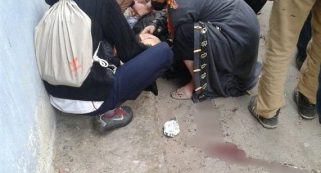 (özel Haber) Bursa’da Lise Öğrencisine Okul Önünde Bıçaklı Saldırı