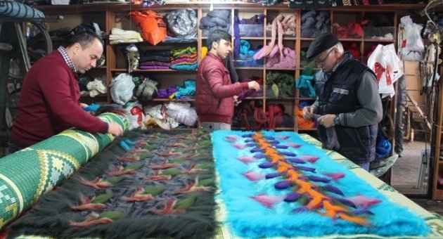 (özel Haber) Çoban Kıyafetini Modernize Etti, Mesleği Kurtardı