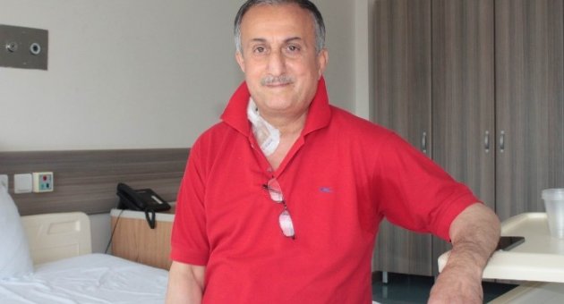 (özel Haber) Hiç Tanımadığı Başkan Yardımcısına Böbreğini Verdi
