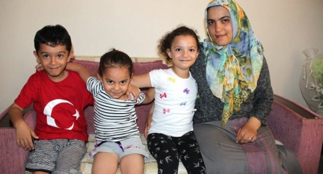 (özel Haber) Lösemiyi Yenen Minik Ebrar’ın Evine Bayram Erken Geldi
