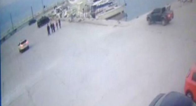 (özel Haber) Lüks Jipin Denize Uçma Anları Kamerada