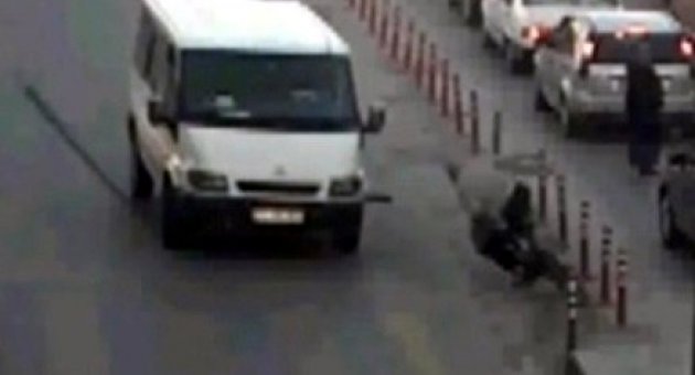 (özel Haber) Motosiklet Sürücüsü Otobüsü Göremedi