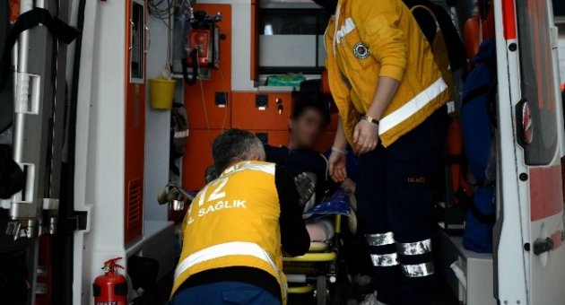 (özel Haber) Öğrencilerin Küfürleşmesi Kanlı Bitti