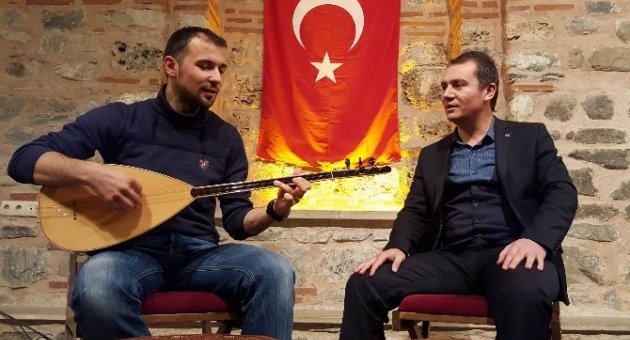 (özel Haber) Putin’e Sazlı Türkülü Gönderme