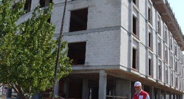 (özel Haber) Türkiye’nin En Büyük Kızılay Binası Balıkesir’de Yapılıyor