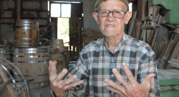 (özel Haber) Uğruna Parmaklarını Kaybettiği Mesleğinin Unutulmasından Korkuyor