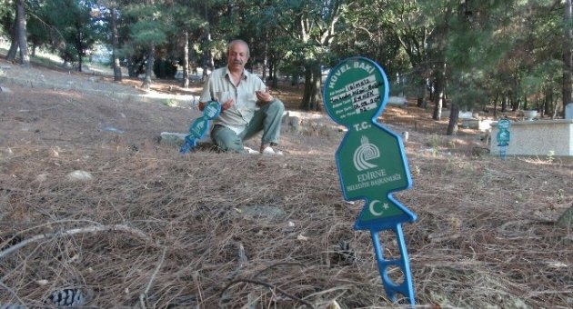 (özel Haber) Umuda Yolculuğun Son Bulduğu Yer "kimsesizler Mezarlığı"