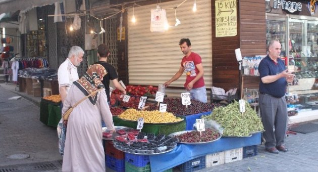 (özel Haber) Yolu Sormadan Bulana Bedava Çilek