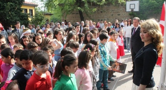 (özel Haber)uzmanlardan Velilere Karne Uyarısı