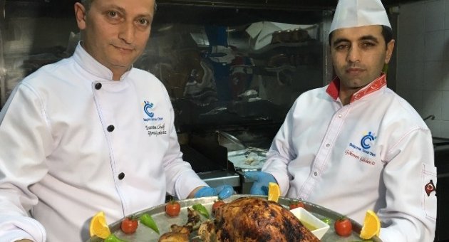 (özel) Yeni Yıl Sofralarının Vazgeçilmezi Hindi Dolma