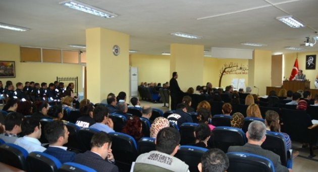 Özkan Belediye Personelini Dinledi
