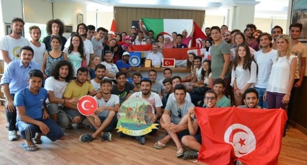 Özkan Yabancı Öğrencileri Ağırladı