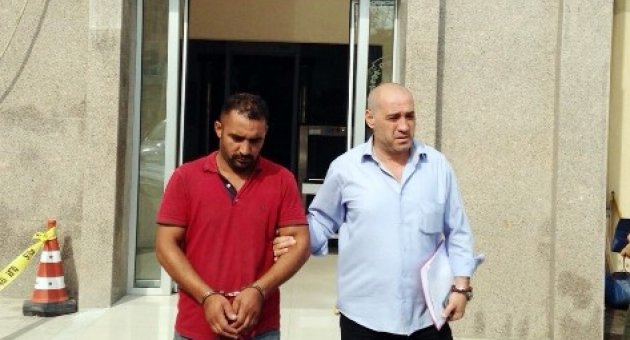 Partilerine Tehditle Bağış Toplayan İl Ve İlçe Başkanları Tutuklandı