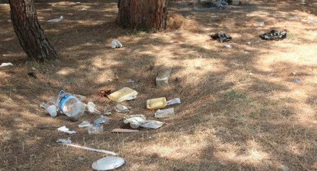 Piknik Alanları Çöp Yığını