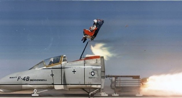 Pilotları Bu Koltuklar Kurtarıyor