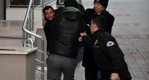 Polis 7 Saat Sonra Rehine Kadını Operasyonla Kurtardı