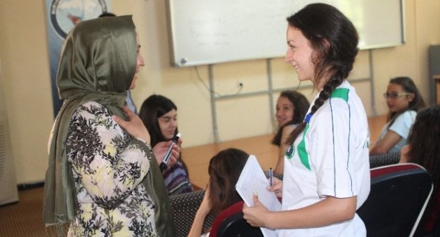 Pomak Gençler Bursa’da Türk Kültürünü Öğreniyor