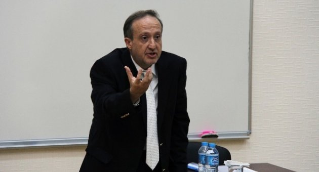 Prof. Dr. Ahmet Ulvi Türkbağ, Klü’de Konferans Verdi