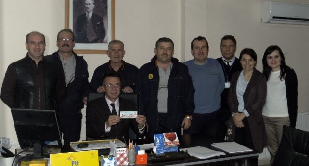 Ptt Şubesine Gelen Yılbaşı Bileti Hayrete Düşürdü