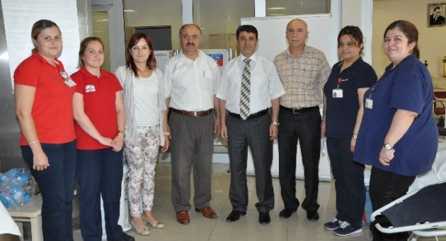 Ptt’den Kızılay’a Kan Bağışı Desteği