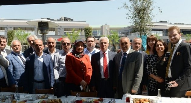 Ramazan Sokağı Bu Yıl Cumhuriyet Meydanı’nda
