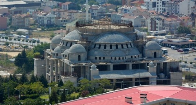 Rektör Acer, Çomü Camii İnşaatında İncelemelerde Bulundu