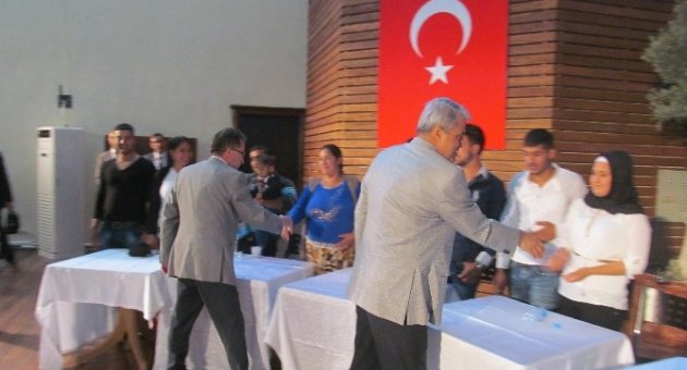 Roman Çiftlere Toplu Nikah