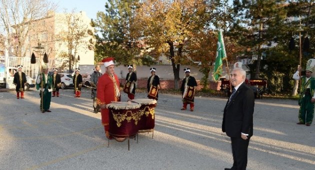 Romanlar ‘memur’ Olmak İsteyince Yeni Mehteran ‘mevcut Memurlardan’ Kuruldu