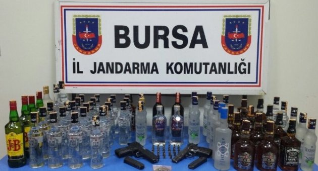 Ruhsatı İptal Edilen Gazinoda Kaçak İçki Ve Uyuşturucu Ele Geçirildi