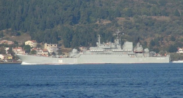 Rus Savaş Gemisi Çanakkale Boğazı’ndan Geçti