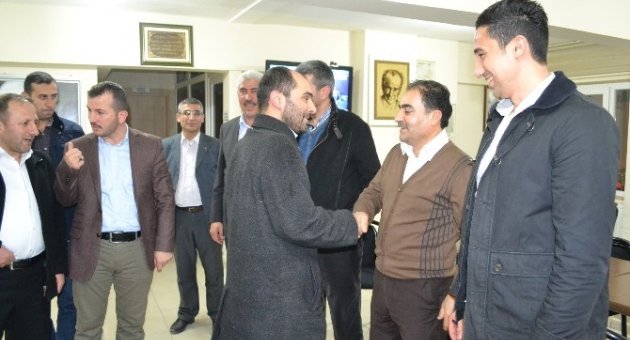 Saadet Partisi’nden Ak Parti’ye ’hayırlı Olsun’ Ziyareti