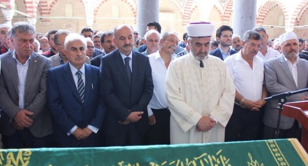 Sağlık Bakanı Müezzinoğlu, Eski Edirne Müftüsü Koçaşlı’nın Cenazesine Katıldı