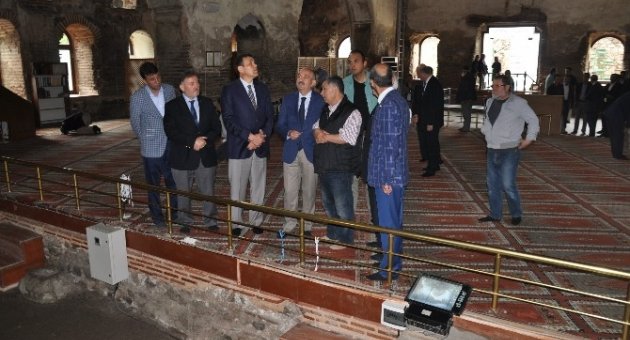 Sağlık Bakanı Müezzinoğlu İznik’te