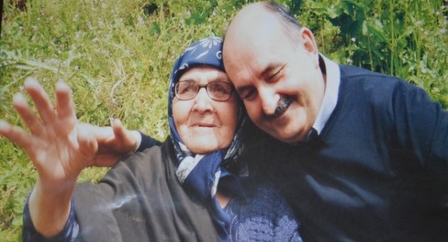 Sağlık Bakanı Müezzinoğlu’nun 2011 Seçimlerindeki Afişinde Yer Alan Saliha Gül Hayatını Kaybetti