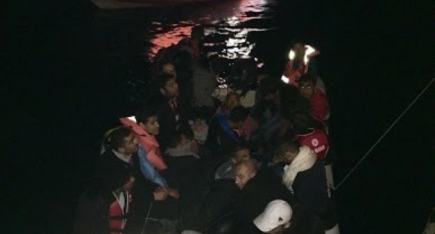 Sahil Güvenlik, 257 Operasyonda 7 Bin 534 Göçmeni Kurtardı