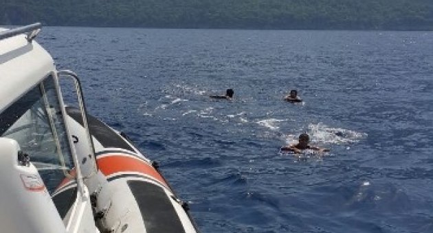 Sahil Güvenlik Binlerce Sığınmacıyı Kurtardı