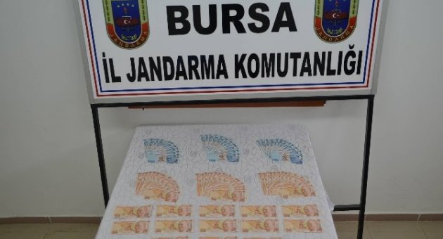 Sahte Para Verirken Suçüstü Yakalandılar