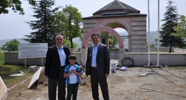 Samsa Çavuş Türbesi Yenileniyor